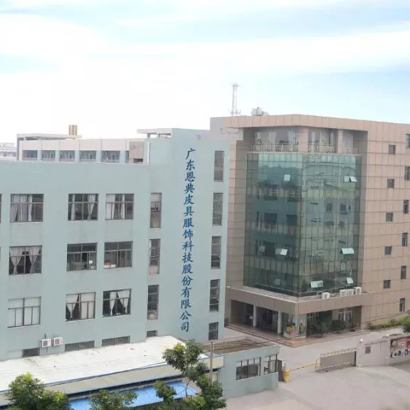 双肩包,礼品背包定制,双肩背包定制,背包工厂,书包定制工厂