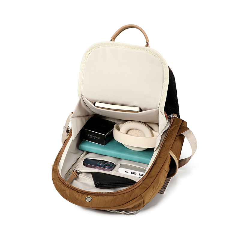 旅行背包订制厂家|东莞双肩背包订制