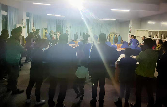 礼品背包定制,双肩背包生产厂家,背包定制,双肩背包厂家,包包定制厂家,