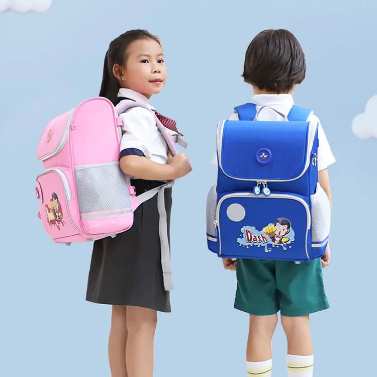 护脊书包定制,小学生书包定制,书包生产厂家,书包工厂,书包订做