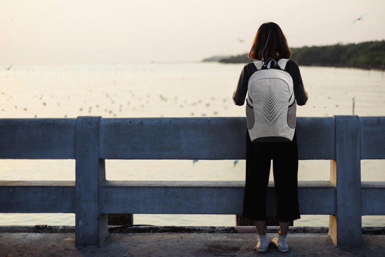 箱包厂家,双肩包生产厂家,背包厂家,礼品包生产厂家,旅行包定制