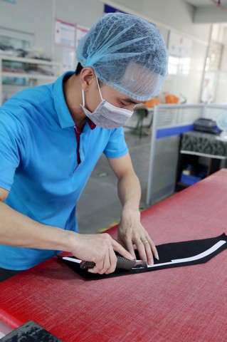 包包厂家,箱包生产厂家,深圳背包定做logo