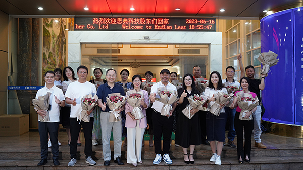 豪门国际科技箱包厂,箱包生产厂家,东莞箱包厂家