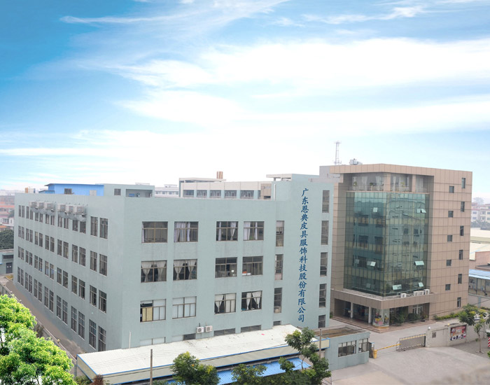 豪门国际科技双肩背包厂家阐述高质量商务双肩背包的特点