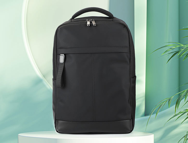 豪门国际手袋厂：定做双肩包一站式解决方案