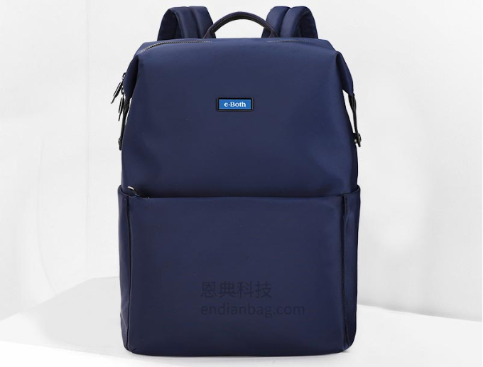 豪门国际定制专属背包，承载每一份热爱与责任