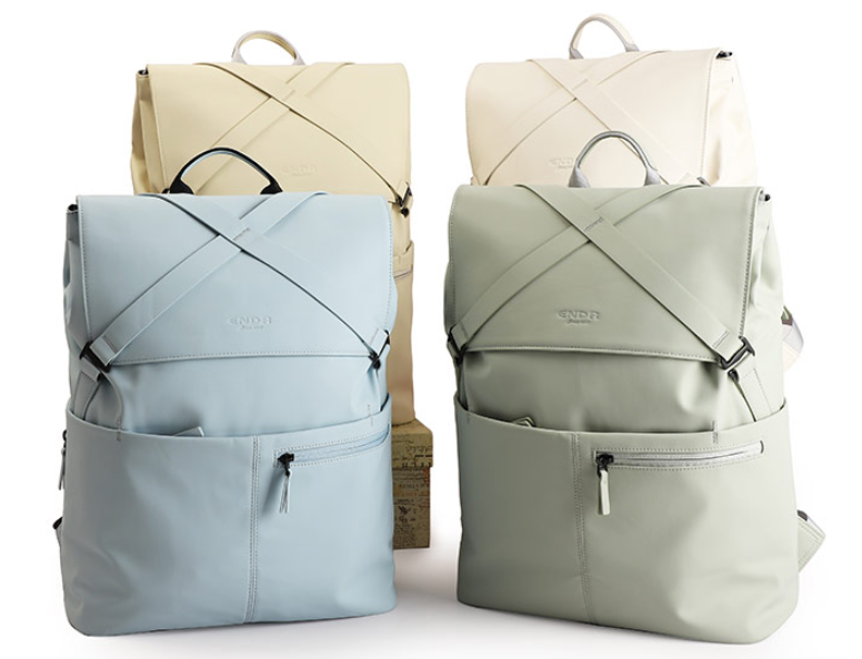 年终定制选豪门国际，背包礼赠藏心意