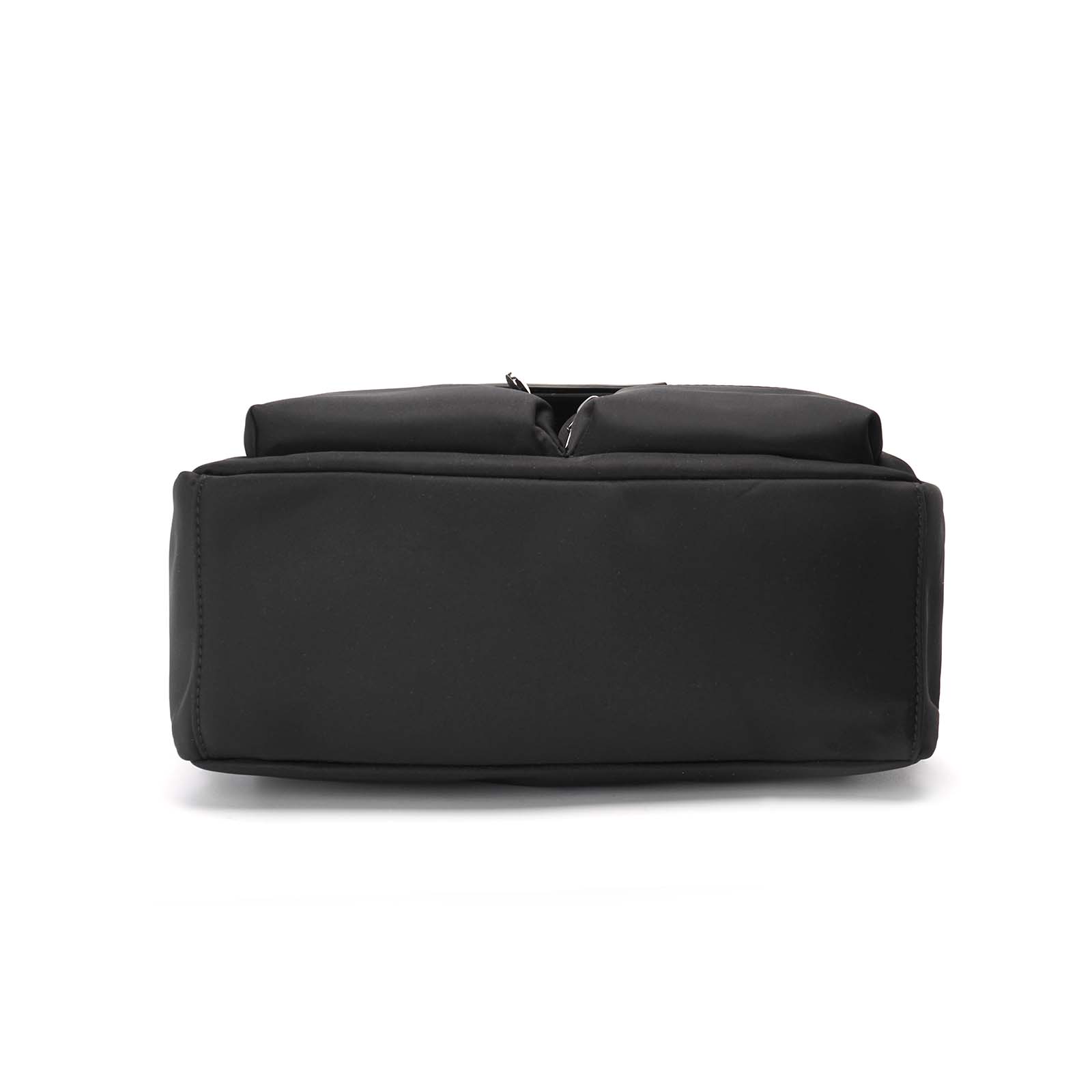 休闲背包定制|深圳背包定制|背包定制厂家|广东豪门国际科技